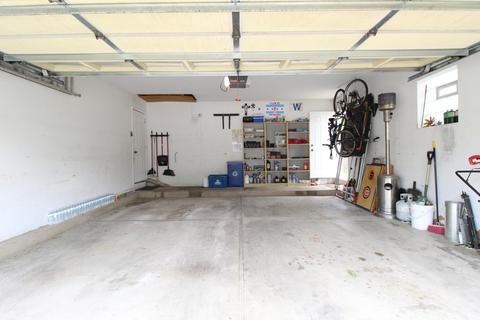 7229 S Roberts Rd, Bridgeview, IL 60455 photo 7