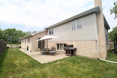 7229 S Roberts Rd, Bridgeview, IL 60455 photo 3