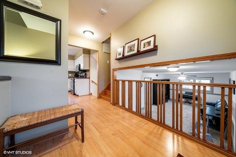 12821 Hadfield Dr, Plainfield, IL 60585 photo 5