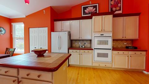 1355 Mallard Ln, Hoffman Estates, IL 60192 photo 17