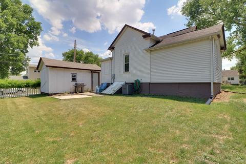 818 E Walnut St, Bloomington, IL 61701 photo 27