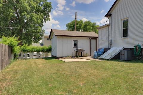 818 E Walnut St, Bloomington, IL 61701 photo 28