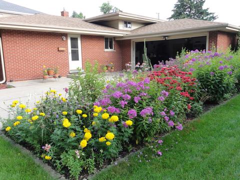 1406 E Lowden Ln, Mount Prospect, IL 60056 photo 3