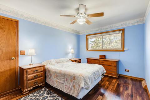 1406 E Lowden Ln, Mount Prospect, IL 60056 photo 9