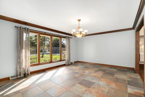 2112 N Summit St, Wheaton, IL 60187 photo 12
