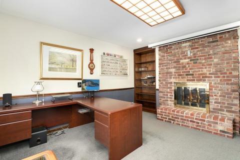 2112 N Summit St, Wheaton, IL 60187 photo 19