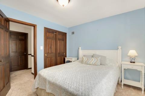 2112 N Summit St, Wheaton, IL 60187 photo 28