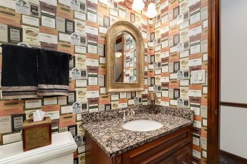 2112 N Summit St, Wheaton, IL 60187 photo 36