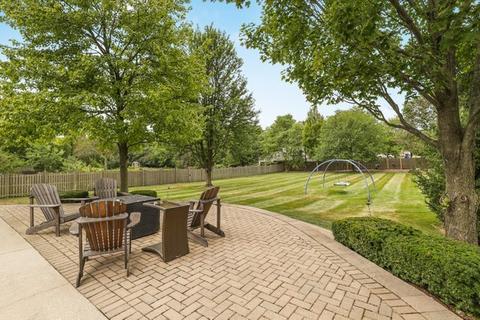 2112 N Summit St, Wheaton, IL 60187 photo 44