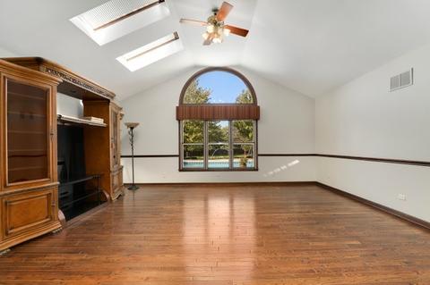 2112 N Summit St, Wheaton, IL 60187 photo 7
