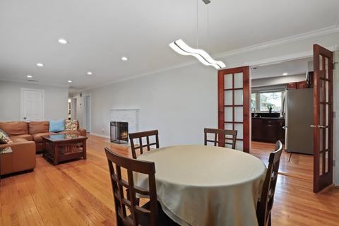 16 N Elm St, Mount Prospect, IL 60056 photo 8