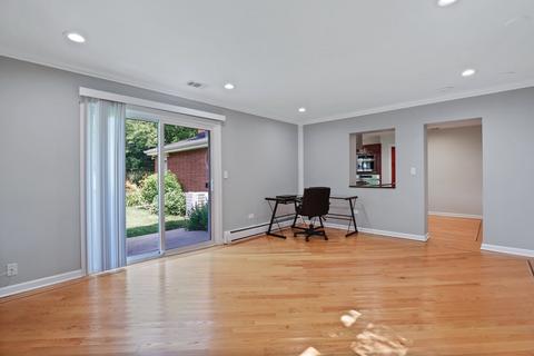 16 N Elm St, Mount Prospect, IL 60056 photo 22