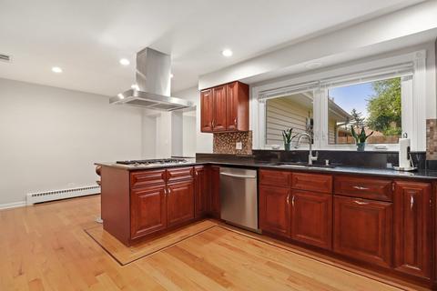 16 N Elm St, Mount Prospect, IL 60056 photo 9