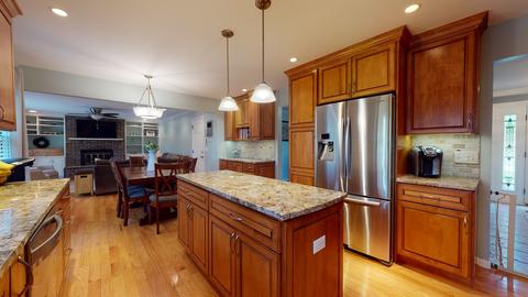415 Teal Rd, Lindenhurst, IL 60046 photo 13