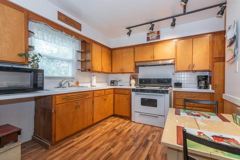 529 Ryerson Ave, Elgin, IL 60123 photo 4