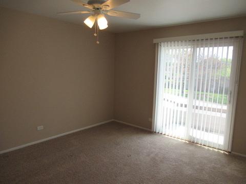 388 Poplar Dr, Wheeling, IL 60090 photo 5