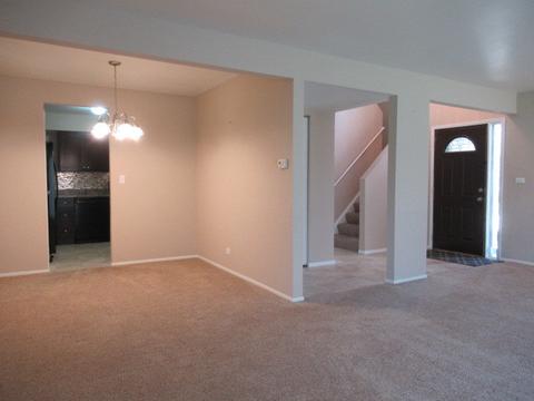 388 Poplar Dr, Wheeling, IL 60090 photo 2