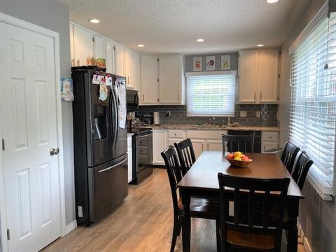 1403 E 24th St, Sterling, IL 61081 photo 7