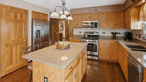 2238 Stonehaven Dr, Plainfield, IL 60586 photo 4