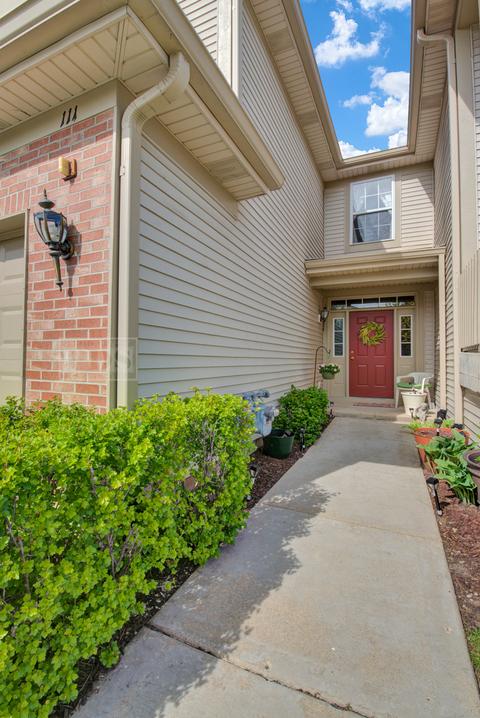 111 Commons Ct, Wheeling, IL 60090 photo 3