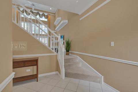 111 Commons Ct, Wheeling, IL 60090 photo 5