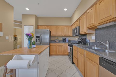 111 Commons Ct, Wheeling, IL 60090 photo 14