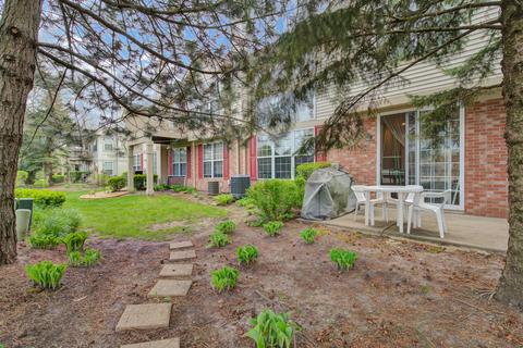 111 Commons Ct, Wheeling, IL 60090 photo 32