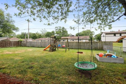 505 Milton Ln, Hoffman Estates, IL 60169 photo 28