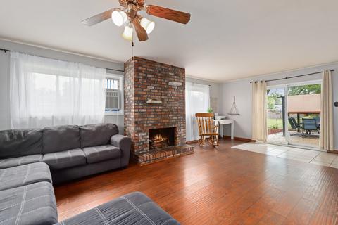 505 Milton Ln, Hoffman Estates, IL 60169 photo 15