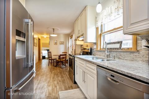 7626 S Clyde Ave, Chicago, IL 60649 photo 5