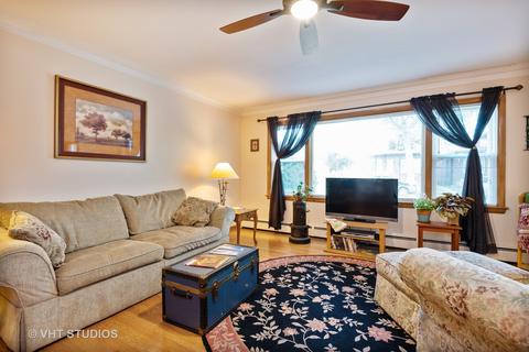 7626 S Clyde Ave, Chicago, IL 60649 photo 3