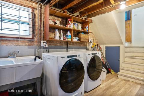 7626 S Clyde Ave, Chicago, IL 60649 photo 12