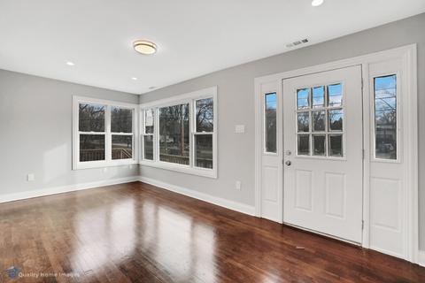 16130 Springfield Ave, Markham, IL 60428 photo 2