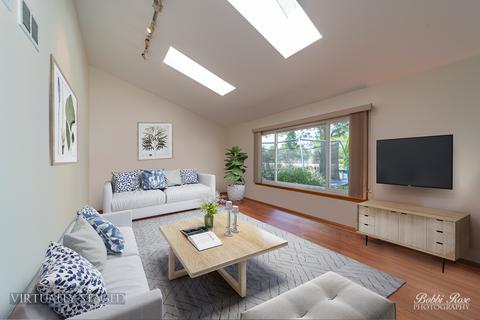 160 Dickens Trl, Elgin, IL 60120 photo 4