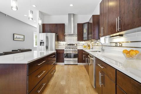 539 N Artesian Ave, Chicago, IL 60612 photo 4