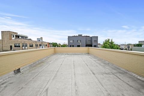 539 N Artesian Ave, Chicago, IL 60612 photo 32