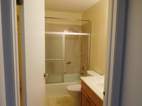 1073 Cascade Dr, Aurora, IL 60506 photo 11