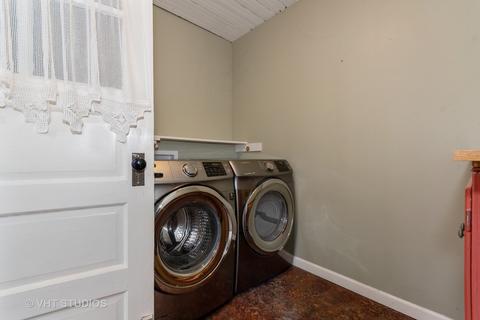 431 Western Ave, Wheaton, IL 60187 photo 12