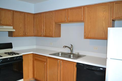 1396 Wing St #2, Elgin, IL 60123 photo 5