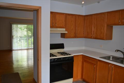 1396 Wing St #2, Elgin, IL 60123 photo 6