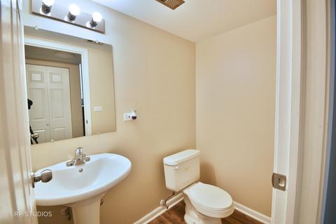 1475 Caldwell Ln, Hoffman Estates, IL 60169 photo 19