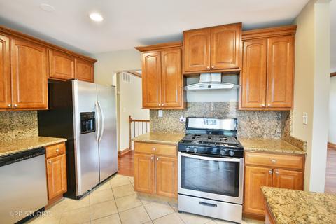 1475 Caldwell Ln, Hoffman Estates, IL 60169 photo 6