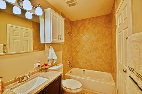 1475 Caldwell Ln, Hoffman Estates, IL 60169 photo 11
