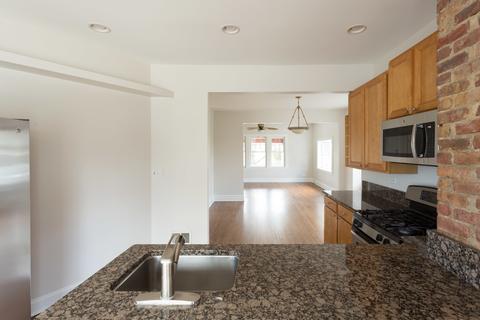 161 E North Ave, Elmhurst, IL 60126 photo 9