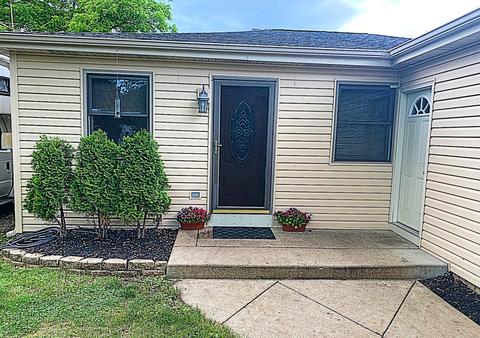 525 Maplewood Dr, Lakemoor, IL 60051 photo 3