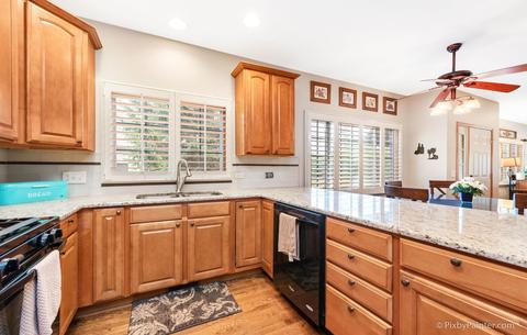 1476 Mackenzie Ln, Elgin, IL 60120 photo 15