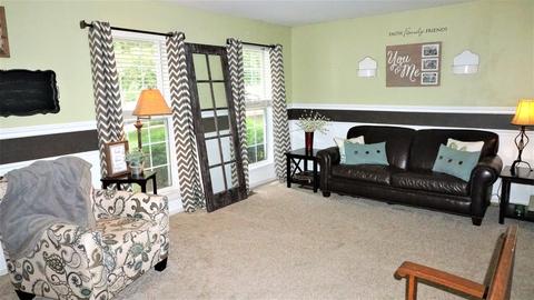 2860 Stuart Kaplan Ct, Aurora, IL 60503 photo 3