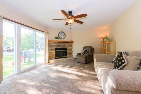 1600 Charles Ave, Algonquin, IL 60102 photo 8
