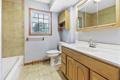 107 E Prairie St, Sidney, IL 61877 photo 11