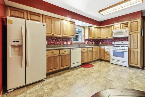 107 E Prairie St, Sidney, IL 61877 photo 7